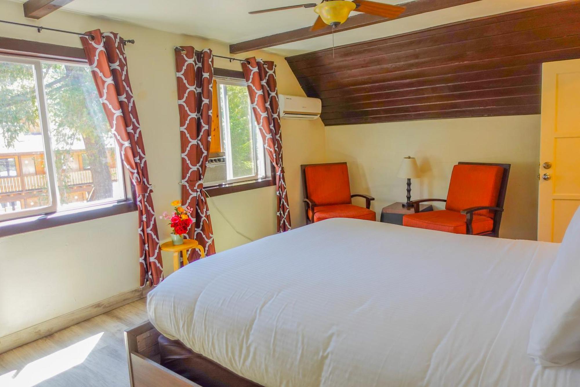 Sleepy Hollow Cabins & Hotel Crestline ภายนอก รูปภาพ