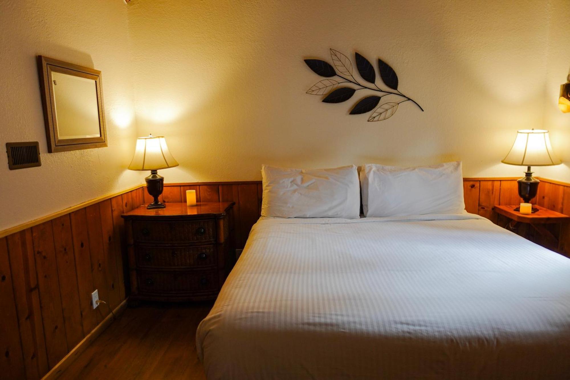 Sleepy Hollow Cabins & Hotel Crestline ภายนอก รูปภาพ